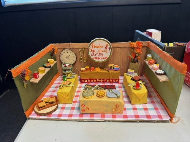 Before the Thanksgiving break, Ms. Wilson’s Technical Theatre 1 students took a deep dive into the world of set design. Working in pairs, they followed the professional formula, starting with research and mood boards, to bring a Thanksgiving-themed prompt to life! The final result? These incredible mini models. We are so impressed by their attention to detail and design skills. Way to go, designers! #PanthersRISE