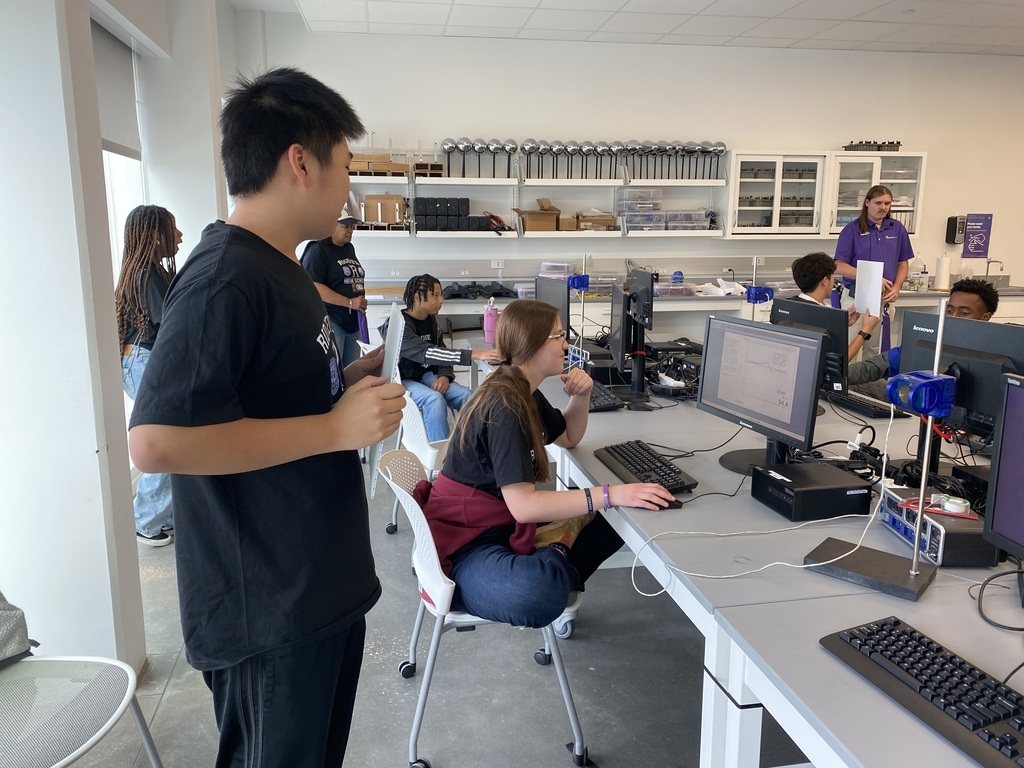 Several of our RHS AICE Cambridge and IB students recently visited Florida Polytechnic University for an exciting STEM Day Tour! Students learned about the university, explored its academic programs, and experienced hands-on STEM learning activities that brought science, technology, engineering, and mathematics to life. This opportunity gave our students a glimpse into future career pathways while reinforcing the innovative, real-world learning that defines their programs. We are proud of our Panthers for representing Ridgeview so well!