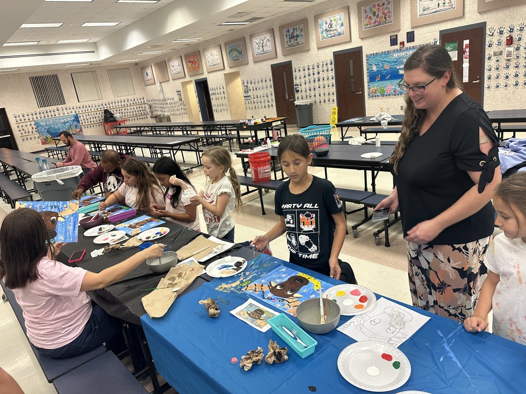 ❤Yippy Skippy Alert!❤ We had an amazing time with Mrs. Pickman and our artists for Family Paint🎨 Night!  Thanks bunches to our SPC families who were able to come support our Art Program !