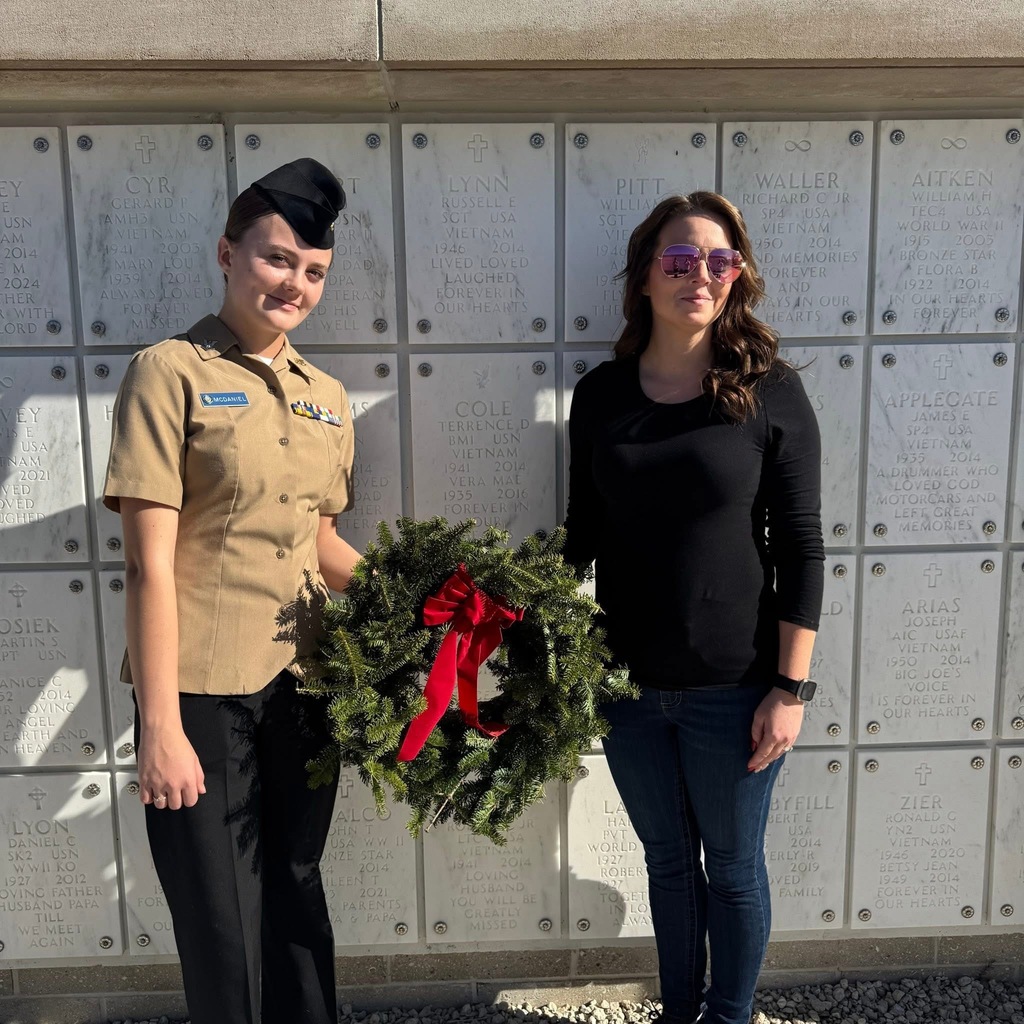 Ridgeview High School NJROTC cadets proudly volunteered at Jacksonville National Cemetery in support of Wreaths Across America. Our cadets assisted with the unloading of wreaths and helped with the placement of remembrance wreaths, honoring our nation’s fallen heroes and ensuring each veteran was remembered by name.  Through their service, our cadets demonstrated respect, leadership, and a deep commitment to honoring those who served our country. We are incredibly proud of their willingness to give their time and represent Ridgeview with dignity and patriotism at such a meaningful event.