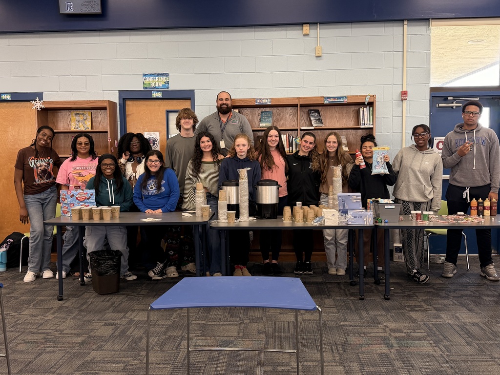 Our Link Leaders recently hosted a Movie & Cocoa event for our freshmen during lunch in the library, creating a fun and welcoming space to relax, connect, and build relationships. Throughout the event, our Link Leaders served over 300 cups of hot chocolate while spending time getting to know our newest Panthers.  This event was a great example of student leadership in action—helping freshmen feel supported, included, and at home at Ridgeview. We are proud of our Link Leaders for their energy, kindness, and commitment to building a positive school community!