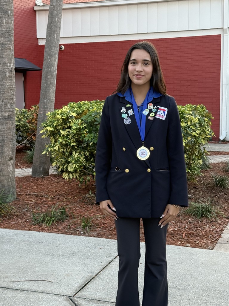 We are so proud to celebrate Hannah Adams for her outstanding performance at the TSA Space Coast Regional Competition held December 5–6!  ✨ Results: 🥇 1st Place – Senior Solar Sprint 🥉 Bronze Award Recipient 👏 7th Place – Chapter Team  Hannah’s hard work, innovation, and dedication truly shined at the regional level. Congratulations on representing Ridgeview so well—we can’t wait to see what’s next! 💙🐾