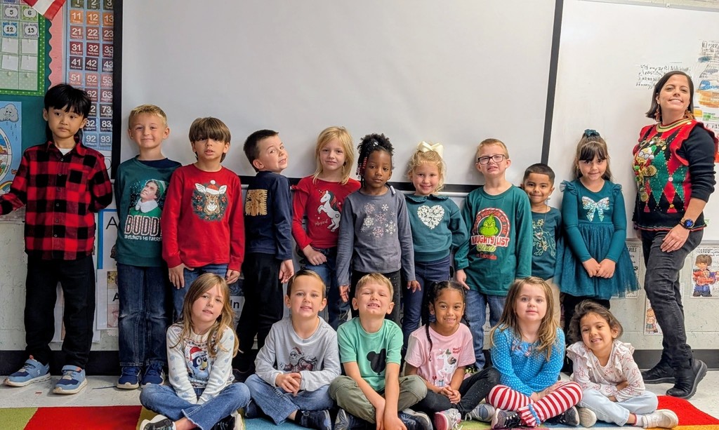 Our Manatees were shining bright in their festive holiday shirts today! 🎄✨ So much cheer on campus—happy Holiday Dress-Up Week!