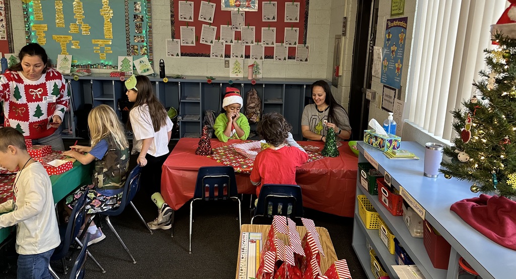 Mrs. Spinks and Mrs. Stankiewicz's first-grade class threw a jolly Grinch-themed holiday bash to kick off the Christmas break with a bang!