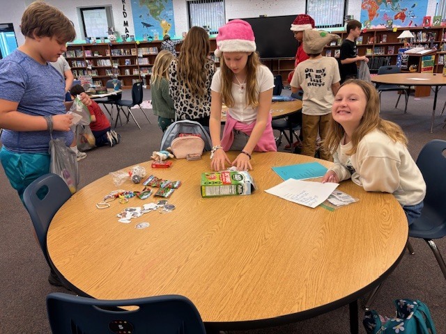 ✨4th-6th grade ES Market Day✨ Mrs. Van De Water's kiddos had the best time during their Market Day creating & selling their goodies!