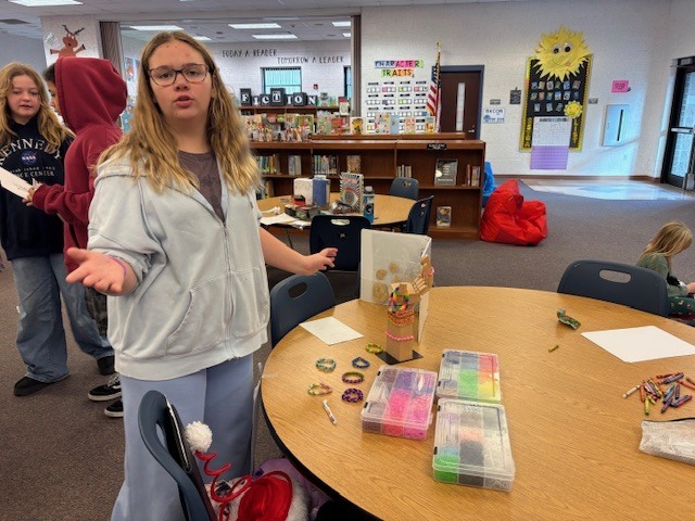 ✨4th-6th grade ES Market Day✨ Mrs. Van De Water's kiddos had the best time during their Market Day creating & selling their goodies!