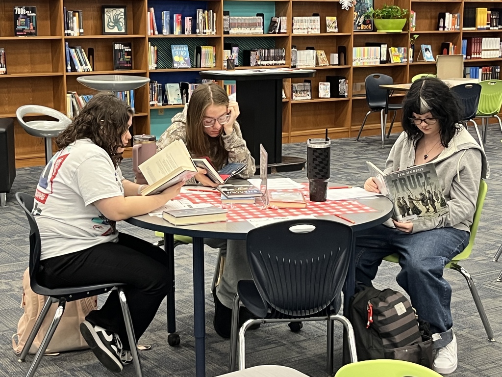 Our Media Specialist, Ms. Pittman, recently hosted an engaging Book Tasting experience for Mr. Werner’s 11th grade English students, transforming reading into an interactive and inviting event. Students rotated through thoughtfully curated tables, sampling a variety of genres and titles while reflecting on their interests and discovering new authors—much like choosing from a tasting menu. This creative approach encouraged student choice, curiosity, and meaningful conversations about reading, reinforcing a love of literacy in a fun and memorable way. Thank you to Ms. Pittman and Mr. Werner for partnering to create such a powerful and engaging learning experience for our students!