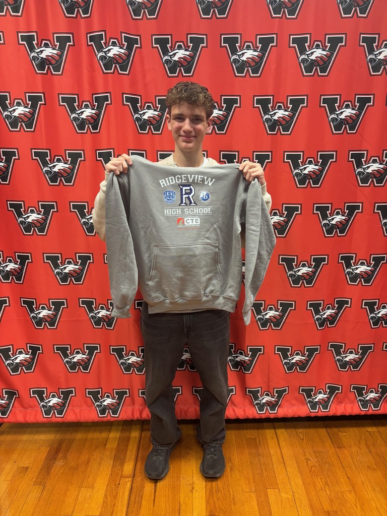 Last Wednesday, our Panthers took Ridgeview pride on the road again, this time with a visit to Wilkinson Junior High! We had a fantastic time connecting with our rising 9th graders, sharing the many exciting opportunities that await them at Ridgeview, and answering their questions about high school life. Their enthusiasm and curiosity were incredible, and we can’t wait to welcome these future Panthers to our campus!  #PanthersRISE 🐾