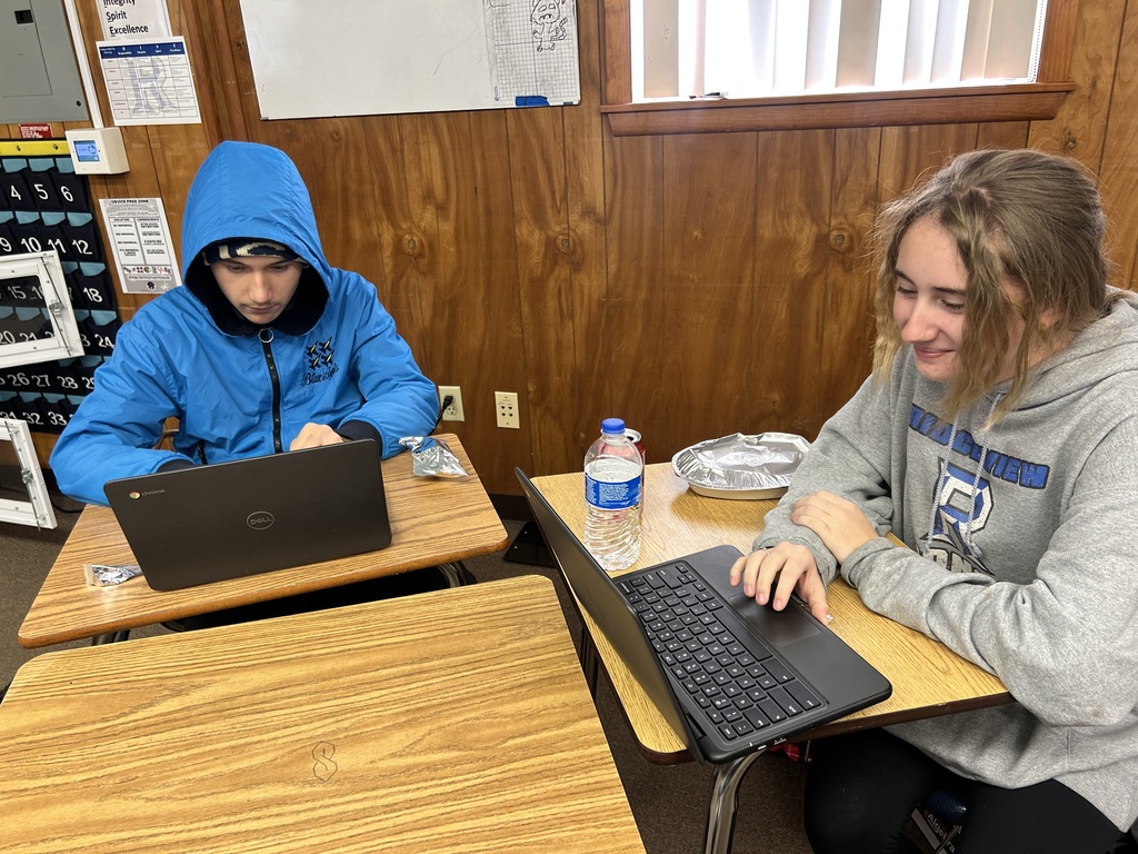 Ms. Charles’s Algebra II students were actively engaged in learning how to graph parabolas and quadratic equations, using strategies designed to help them efficiently tackle SAT-style questions. Through visual models and guided practice, students strengthened their understanding of how equations translate to graphs.  A highlight of the lesson was seeing a student step into a leadership role by explaining the math and reasoning behind the graphs to AP Williams, demonstrating both confidence and deep understanding.  Great examples of rigorous instruction, student ownership, and meaningful math discourse at Ridgeview! 🐾📐