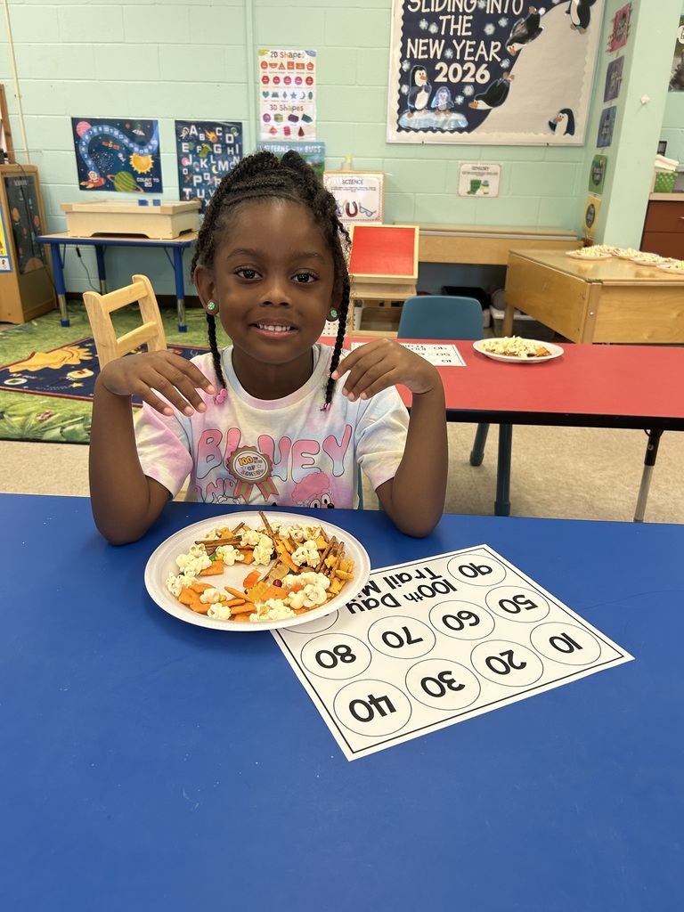 Our Little Paws, with the help and support of our Early Childhood Education Level 1 students, had a fantastic time celebrating the 100th day of school last Friday! Throughout the day, students rotated through several fun and engaging activities that combined counting, creativity, and hands-on learning, including building and sorting collections of 100 items, creating special crafts, and enjoying themed snacks. It was wonderful to see our older students modeling leadership and care while our youngest learners celebrated this milestone with big smiles, curiosity, and excitement. What a joyful day of learning and partnership! 