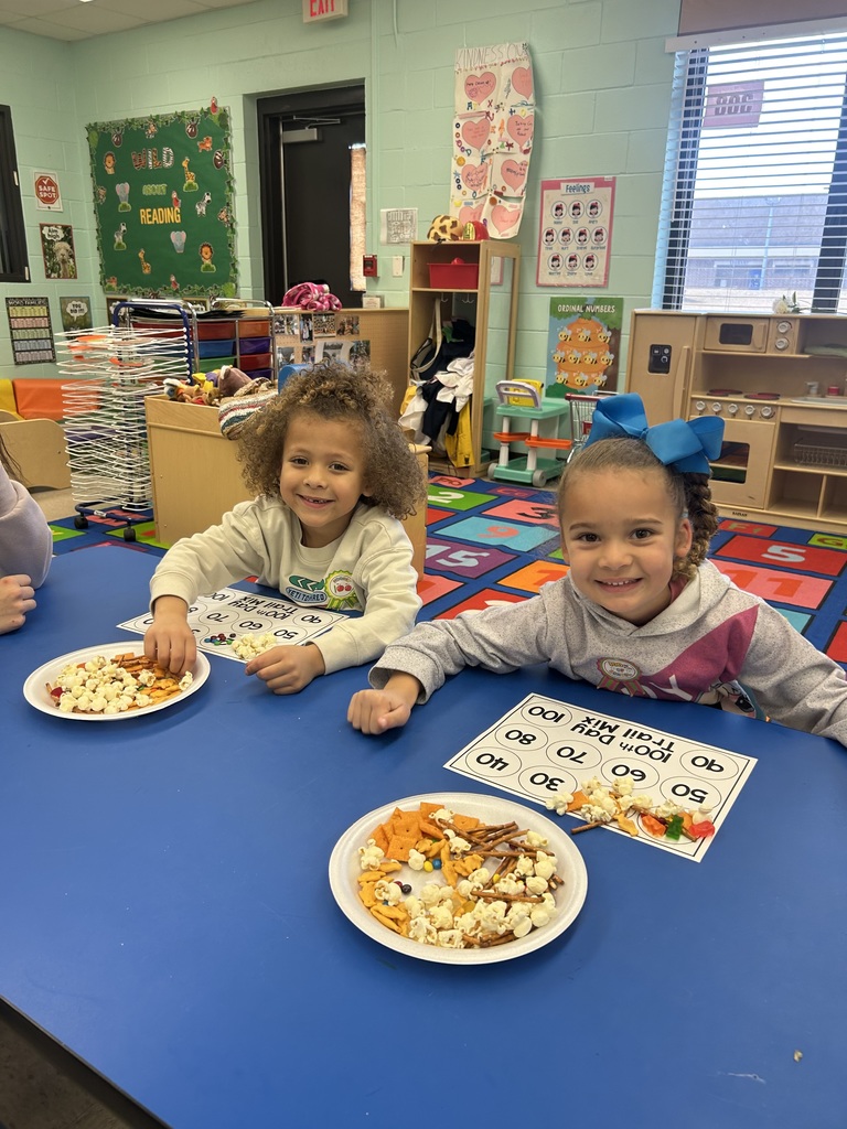 Our Little Paws, with the help and support of our Early Childhood Education Level 1 students, had a fantastic time celebrating the 100th day of school last Friday! Throughout the day, students rotated through several fun and engaging activities that combined counting, creativity, and hands-on learning, including building and sorting collections of 100 items, creating special crafts, and enjoying themed snacks. It was wonderful to see our older students modeling leadership and care while our youngest learners celebrated this milestone with big smiles, curiosity, and excitement. What a joyful day of learning and partnership! 
