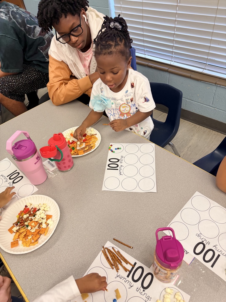 Our Little Paws, with the help and support of our Early Childhood Education Level 1 students, had a fantastic time celebrating the 100th day of school last Friday! Throughout the day, students rotated through several fun and engaging activities that combined counting, creativity, and hands-on learning, including building and sorting collections of 100 items, creating special crafts, and enjoying themed snacks. It was wonderful to see our older students modeling leadership and care while our youngest learners celebrated this milestone with big smiles, curiosity, and excitement. What a joyful day of learning and partnership! 