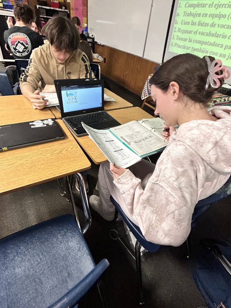 Ms. Pena’s Spanish 3 IB/AICE students were deeply engaged in rigorous language learning as they built proficiency and confidence in Spanish through meaningful, real-world application. Using their workbooks and digital tools, students expanded academic vocabulary related to the environment and recycling while practicing subjunctive forms and expressions of certainty through writing, conversation, and collaborative work. As outlined on the lesson agenda, students compared responses with peers, strengthened grammar skills, and applied their learning in context, meeting the high expectations of IB and AICE coursework while developing strong communication skills in Spanish.