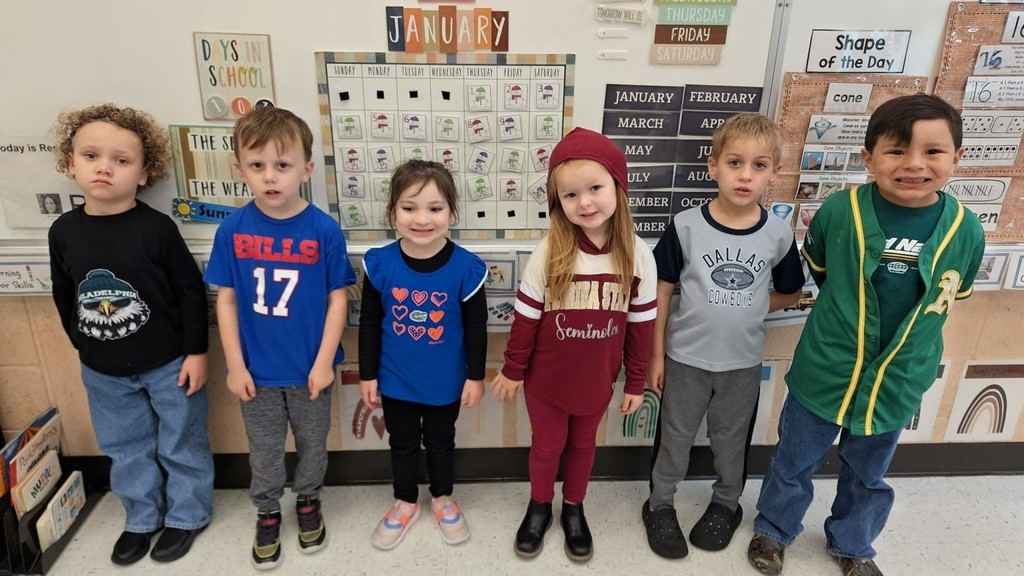 Day 4 of Literacy Week - Teaming Up to Read