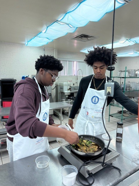 Ms. LaPierre’s Culinary 2 students turned the kitchen into a hands-on learning lab as they sharpened their roasting and sautéing skills. Students selected a roasted chicken recipe, expertly coated and prepped their chicken, and applied the same techniques to fresh vegetables for sautéing. As the kitchen filled with great aromas, students roasted their chicken and sautéed their vegetables to perfection. The experience concluded with students proudly enjoying the delicious meal they had created.