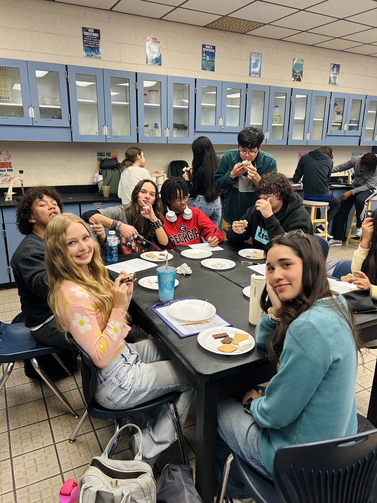 Ms. Fortner’s Pre-IB/AICE chemistry students wrapped up their stoichiometry unit with a fun (and tasty!) S’mores Stoichiometry Lab. After weeks of tackling grams, moles, and atom conversions, students put their math skills to work by determining limiting and excess reactants in a real-world scenario, making the perfect s’more! This hands-on lab brought complex calculations to life and was a well-earned treat for powering through a month of chemistry math. Learning is always better when it’s meaningful… and delicious!
