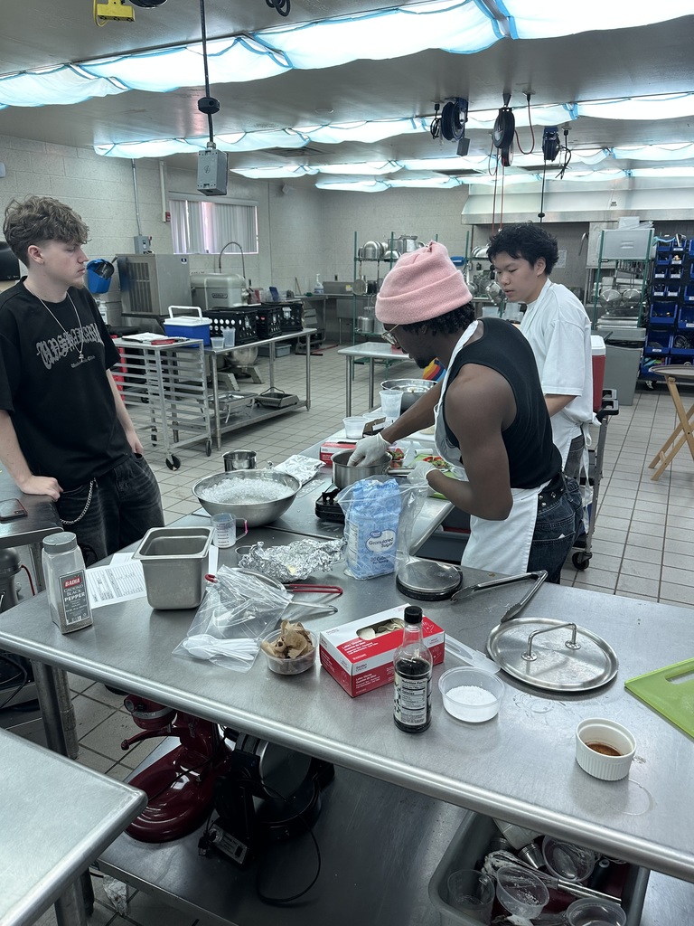 Our Culinary Team completed a timed practice last week, working under true competition conditions as they managed time, stations, and teamwork while demonstrating strong knife skills, cooking techniques, and professional plating. From hot-line coordination and dough preparation to detailed sauce work and an impressive edible centerpiece, students demonstrated focus, creativity, and confidence throughout the practice. The level of precision and collaboration on display reflects their dedication as they prepare to represent Ridgeview at the ProStart Culinary Team Competitions in Orlando. We are so proud of their hard work and can’t wait to cheer them on!