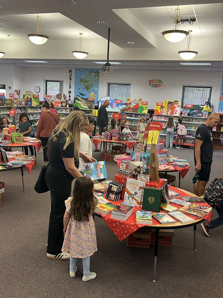 ✨📕Book Fair Family Night Fun📕✨
