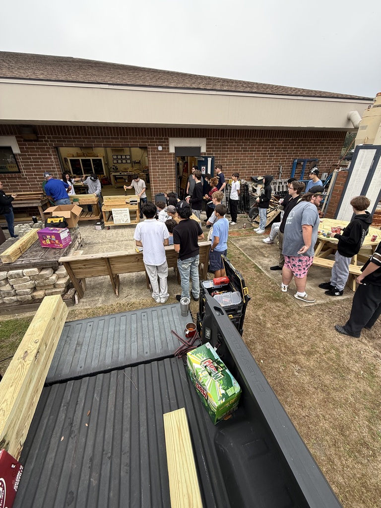 We were excited to host the North East Florida Builders Association on campus as they led a Nail Driving Competition for our students! Participants put their skills, focus, and precision to the test in a fun, high-energy challenge that highlighted the importance of craftsmanship, safety, and real-world construction techniques. Experiences like this connect classroom learning to industry expectations and give our Panthers valuable exposure to career pathways in the skilled trades. We are grateful for this partnership and the opportunity it provided our students!