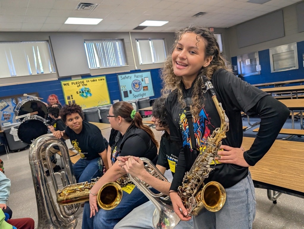Our Panther Band students had the opportunity to perform at Tynes Elementary School, sharing several musical selections and giving younger students a hands-on look at a variety of band instruments. Their enthusiasm, professionalism, and Panther Pride were on full display as they represented our program and inspired future musicians. We are incredibly proud of them! 🎶💙🐾