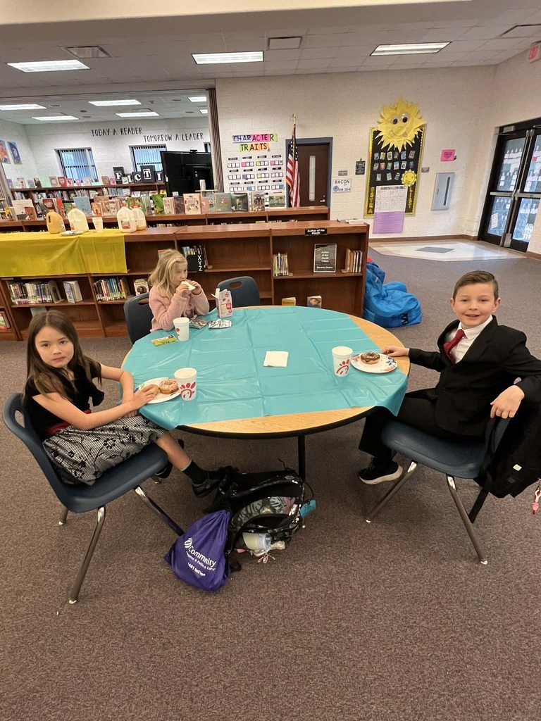 🍩Reading Celebration🍩 Yippy Skippy to these SPC Reader Leaders who have read 3 or more SSYRA 🌞 books on the 3rd-6th grade list! We will have another celebration in May for our 3rd-6th graders who reach 3+ SSYRA books 🙌