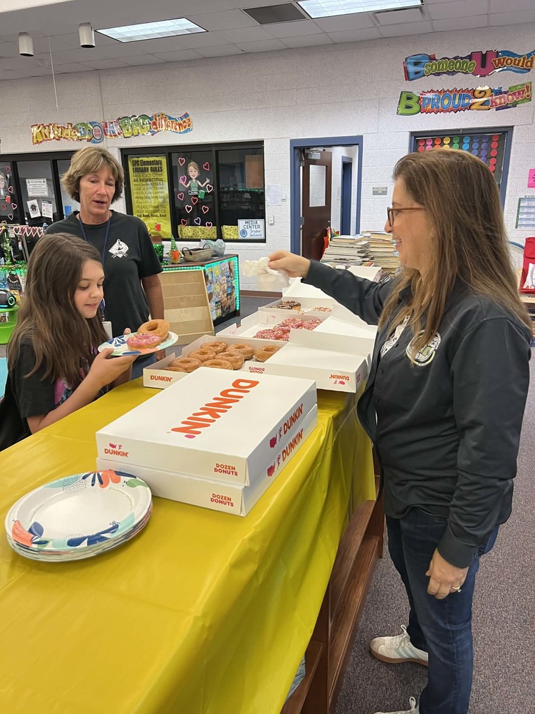 🍩Reading Celebration🍩 Yippy Skippy to these SPC Reader Leaders who have read 3 or more SSYRA 🌞 books on the 3rd-6th grade list! We will have another celebration in May for our 3rd-6th graders who reach 3+ SSYRA books 🙌
