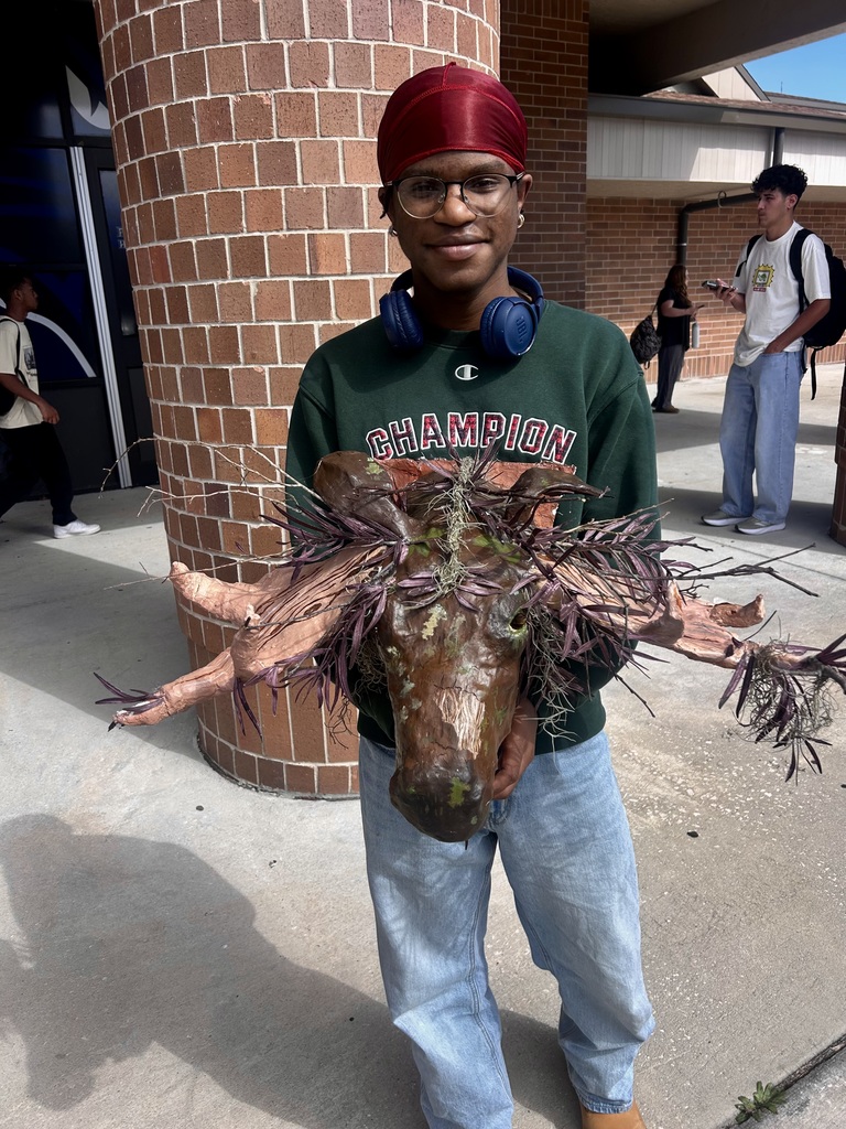 Students in Mr. Nesi’s Art class are bringing creativity to life through hands-on 3D artwork. One of our talented art students recently completed this incredible sculptural piece, carefully designing and constructing it using natural elements, texture, and form to create a striking, nature-inspired composition. Projects like this challenge students to think beyond traditional drawing and painting as they explore balance, structure, and artistic expression in three dimensions. It’s always inspiring to see our Panthers showcase their creativity and turn their ideas into unique works of art! 