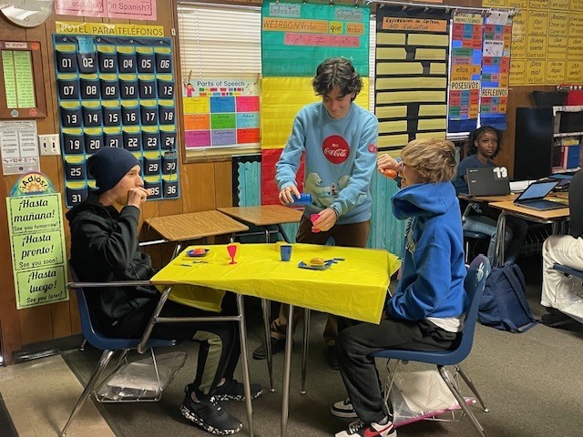 Students in Señora Peña’s Spanish 2 class recently brought their learning to life through role-play presentations based on different situations that could happen in a restaurant. Using their Spanish vocabulary and conversational skills, students acted out scenarios to practice ordering food, asking questions, and responding in real-world contexts. Their creativity made the presentations both fun and engaging while strengthening their confidence in speaking the language. 