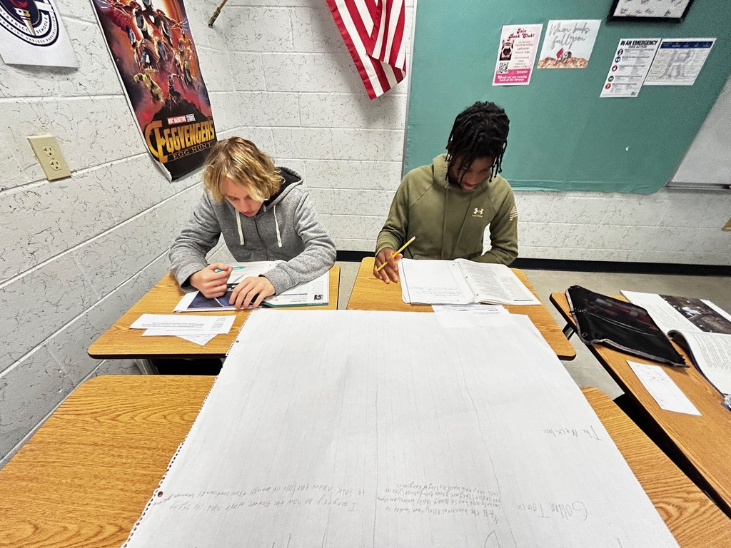 In Mr. Ray’s 10th-grade English class, students engaged in collaborative learning as they analyzed a variety of texts, including The Golden Touch, The Necklace, Civil Peace, In La Rinconada, and a poetry collection. Working in groups, students examined their assigned text to identify figurative language while discussing how these literary devices help develop the central idea. Throughout the lesson, students participated in meaningful academic conversations and supported their thinking with evidence from the text. #PanthersRISE 