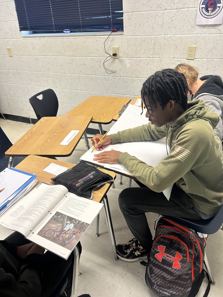 In Mr. Ray’s 10th-grade English class, students engaged in collaborative learning as they analyzed a variety of texts, including The Golden Touch, The Necklace, Civil Peace, In La Rinconada, and a poetry collection. Working in groups, students examined their assigned text to identify figurative language while discussing how these literary devices help develop the central idea. Throughout the lesson, students participated in meaningful academic conversations and supported their thinking with evidence from the text. #PanthersRISE 