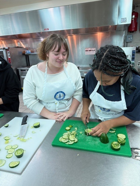 Students in Culinary 3 and 4 are sharpening their culinary artistry while learning garnishing and decorative food presentation. As part of the lesson, students practiced transforming cucumbers into delicate flower designs, building both knife skills and attention to detail. Activities like this help our Panthers understand that presentation is just as important as flavor in the culinary world while allowing them to showcase their creativity in the kitchen.