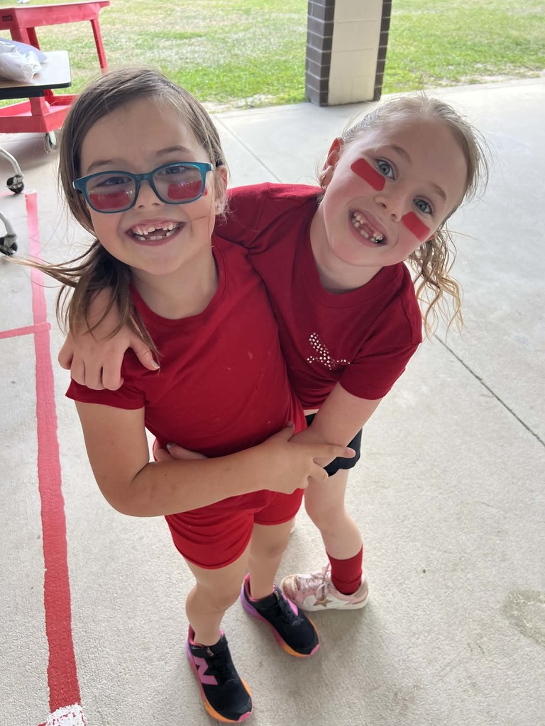 Field Day Fun! Thanks bunches to Coach Bravo, teachers and  all our parent volunteers who helped us make Field Day the BEST DAY EVER! We think our kiddos may have had a good time!