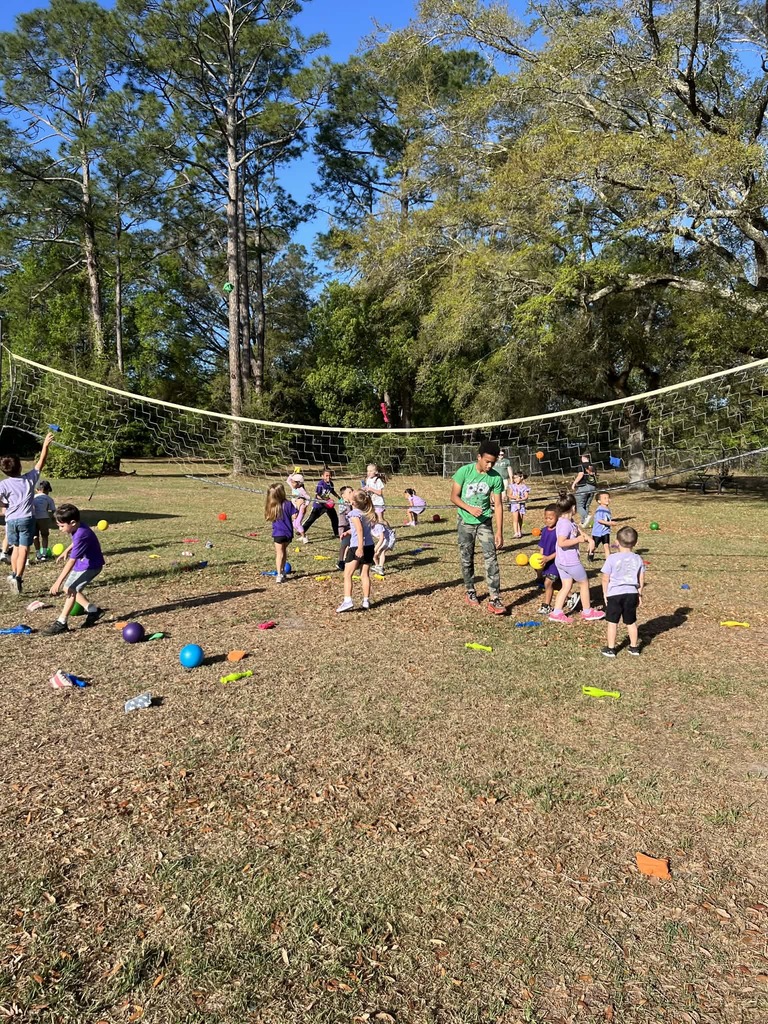 💥Field Day Fun Post #2💥 Thanks bunches to Coach Bravo, our teachers/faculty and all our parent volunteers who helped us make Field Day the BEST DAY EVER!🤩 We think our kiddos may have had a good time!🤣