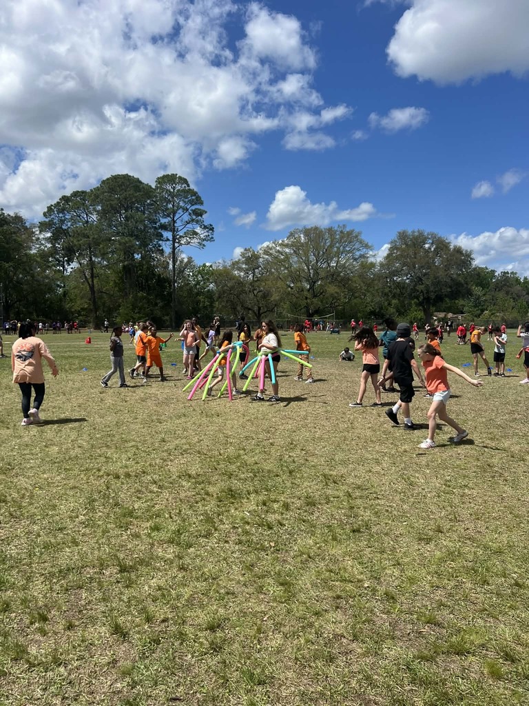 💥Field Day Fun Post #2💥 Thanks bunches to Coach Bravo, our teachers/faculty and all our parent volunteers who helped us make Field Day the BEST DAY EVER!🤩 We think our kiddos may have had a good time!🤣