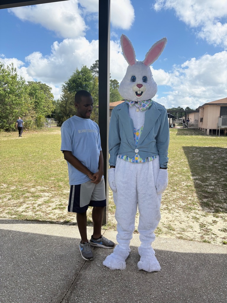 The Easter Bunny…we know him! 🐰💙  He made a few special appearances around Ridgeview, bringing smiles, laughs, and a little extra fun to our campus. Our students loved the surprise visits and photo ops—just another reminder that at Ridgeview, we know how to celebrate and make memories together!
