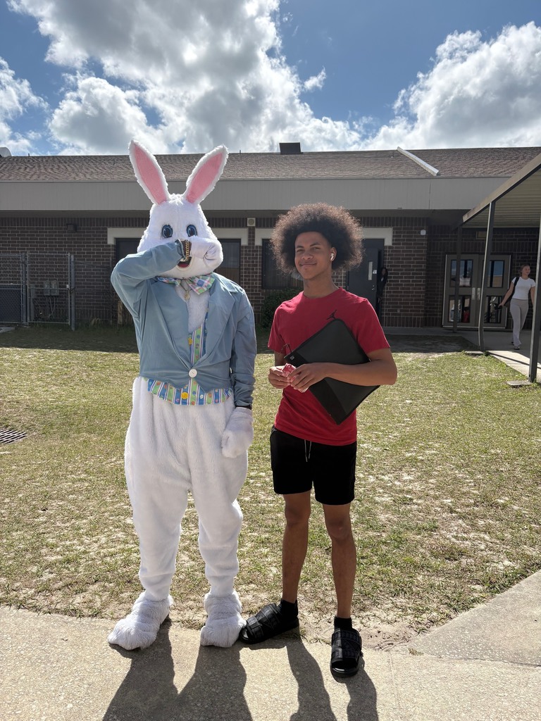 The Easter Bunny…we know him! 🐰💙  He made a few special appearances around Ridgeview, bringing smiles, laughs, and a little extra fun to our campus. Our students loved the surprise visits and photo ops—just another reminder that at Ridgeview, we know how to celebrate and make memories together!