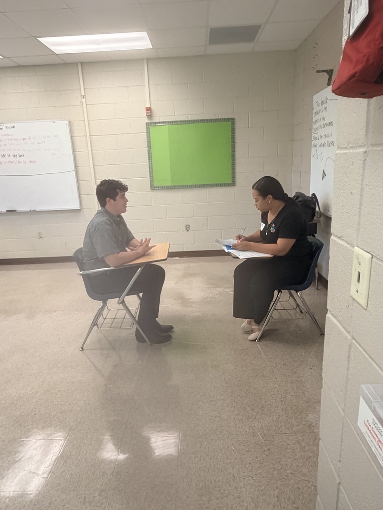 A very special thank you to the HR and management team at Episcopal Children’s Services for taking time out of their busy schedules to conduct mock interviews with our Early Childhood Education seniors. This hands-on experience gave our students the opportunity to practice professional skills, receive valuable feedback, and build confidence as they prepare for their next steps. We are so proud of how well our students represented Ridgeview—what an incredible job by all!