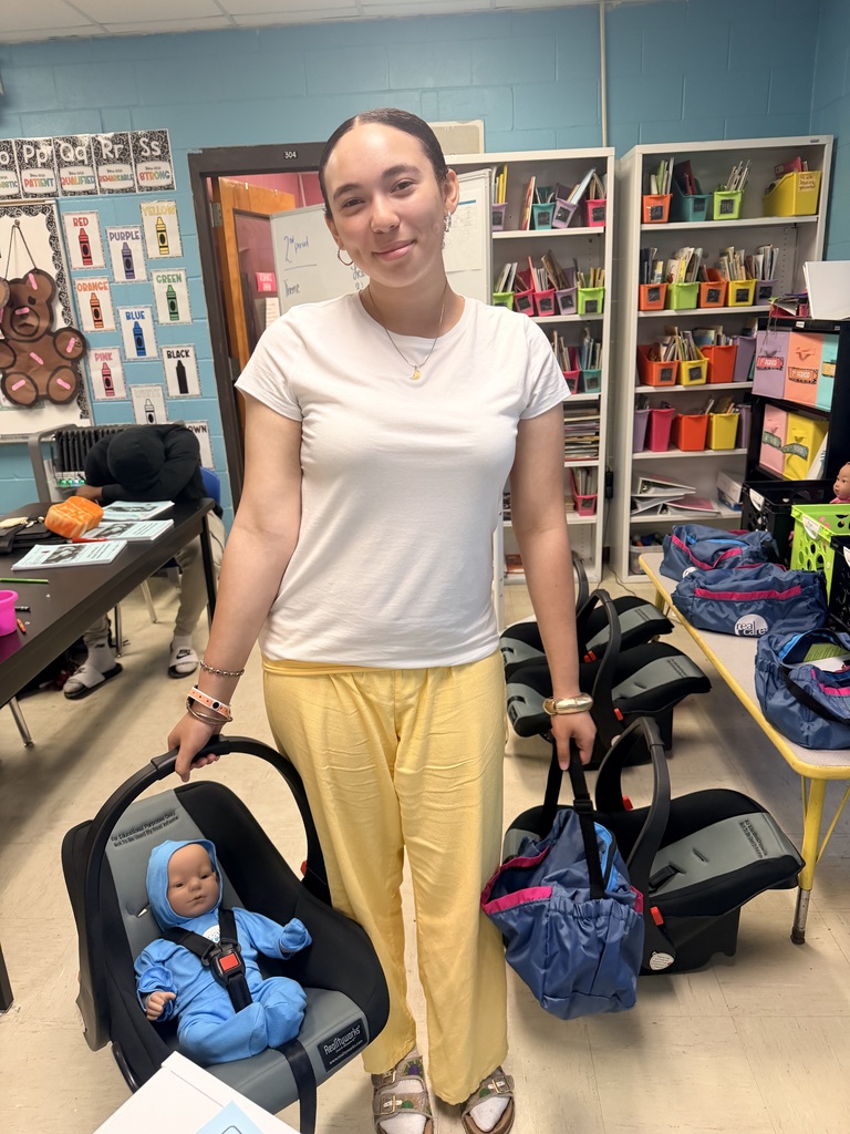 This year, our Early Childhood 1 students have built a strong foundation in caring for infants and toddlers, with a focus on health, safety, and developmentally appropriate practices. The first group of students recently took home infant simulators to apply what they’ve learned in a real-world setting. We are proud to share that all four students did an outstanding job and passed with flying colors!