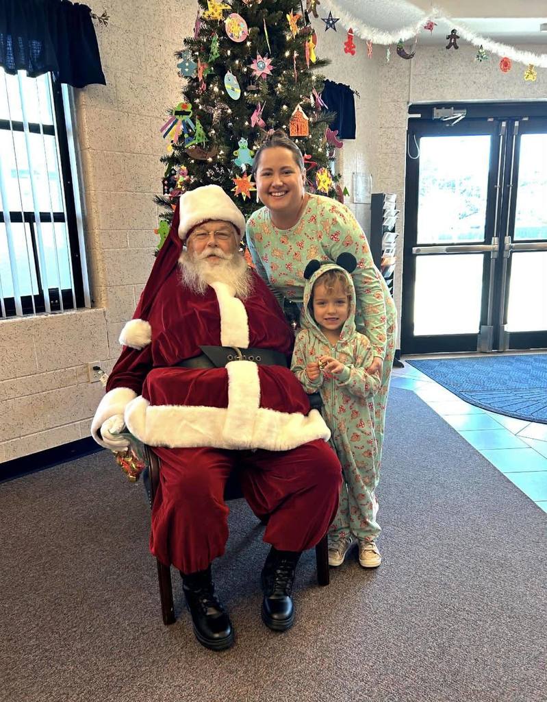 💕🌟Yippy Skippy Alert!🌟💕 Let’s celebrate our Assistant Principal, Mrs. Smith!! She’s a leader who inspires, creates, and gives her all every single day 🤩 Her hard work doesn’t go unnoticed—thank you for making a difference! ✨