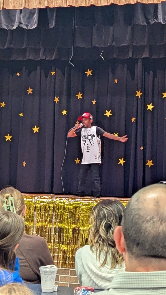 🌟 BRAVO, MANATEES! 🌟 What an absolutely incredible night! A huge THANK YOU to all of our amazing 3rd through 6th-grade performers who took the stage for our 3rd Annual Talent Show. From the music and magic to the dance moves and comedy, you truly blew us away with your hard work and bravery! 🎤✨👏  We also want to give a special shout-out to the families, teachers, and staff who came out to cheer, clap, and make the night so special. Our school community is truly one of a kind.