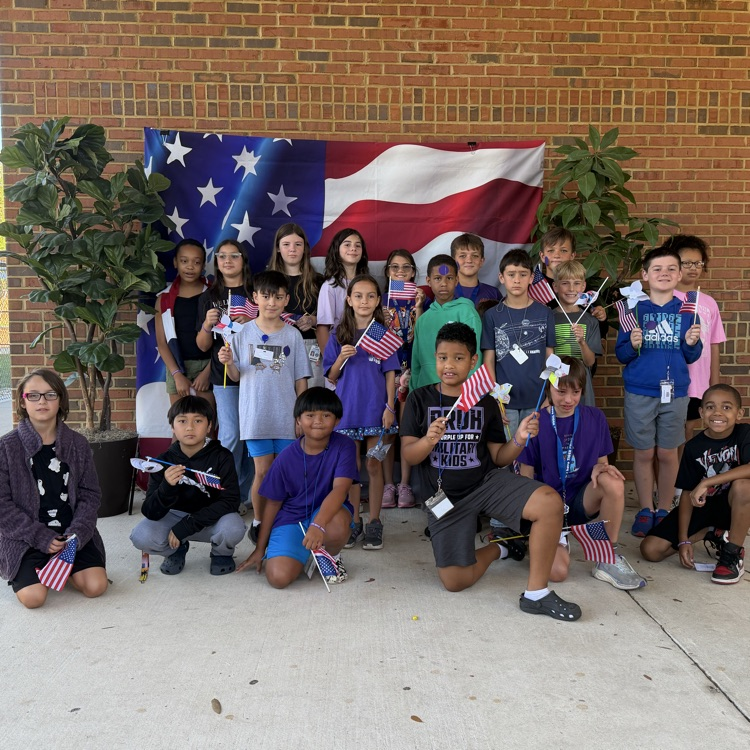 Behind every strong service member is an even stronger child 💜 Today we celebrate YOU 🇺🇸