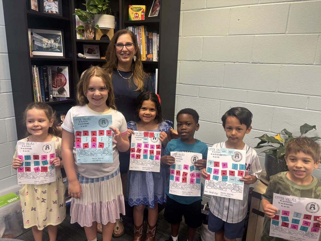 We LOVE celebrating our students for showing the #OtterValues!