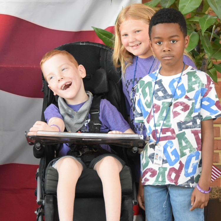 More moments from our Purple Up Parade 💜📸