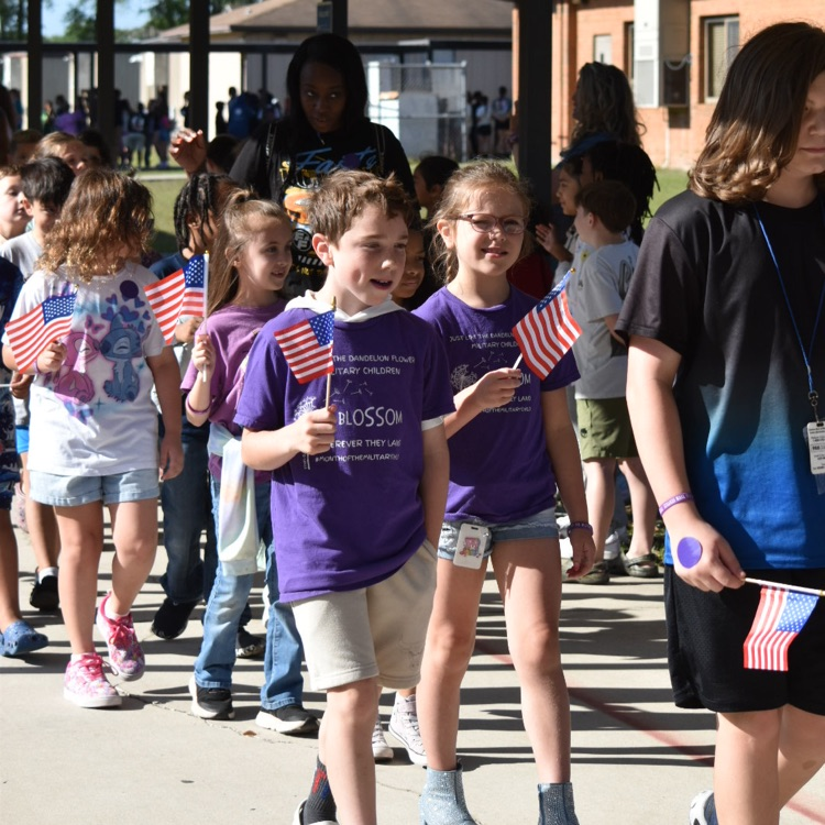 More moments from our Purple Up Parade 💜📸