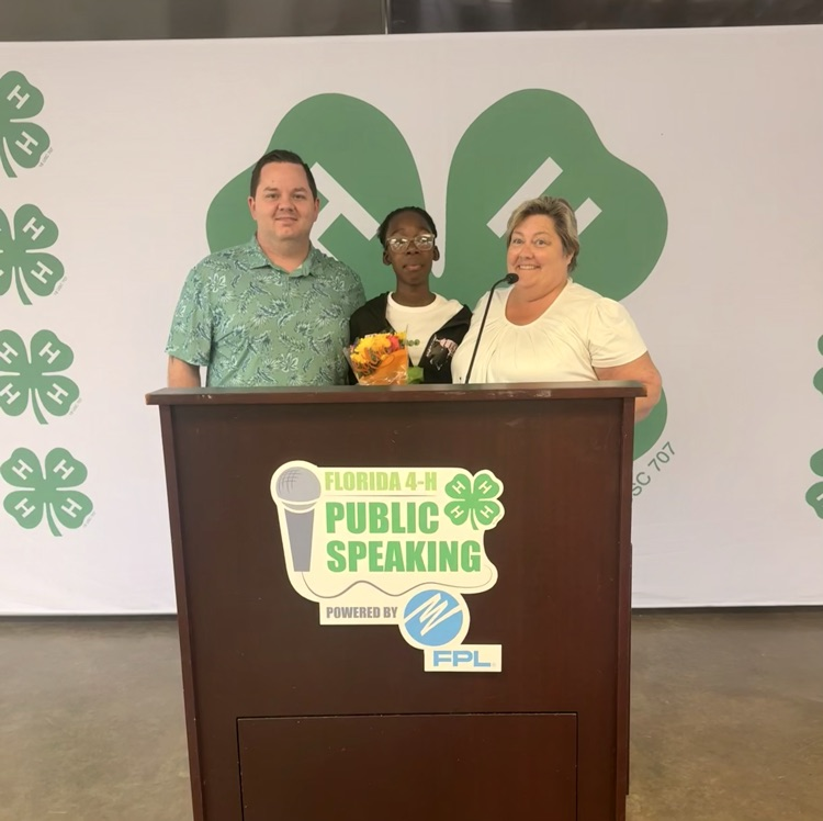 student teacher and principal 2