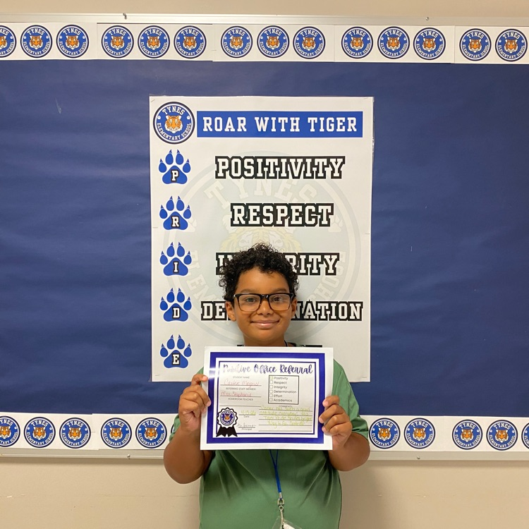 Carter is showing Tiger Pride with positivity every single day! His great attitude shines bright. Way to go, Carter! 🐯✨