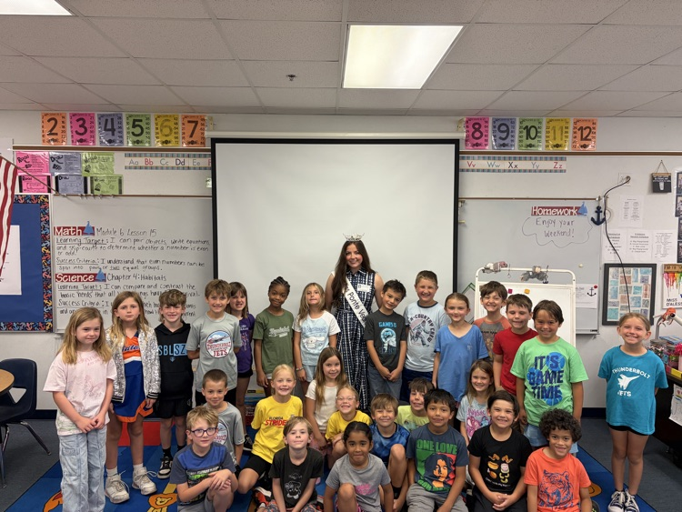 Miss Ponte Vedra visits second grade  