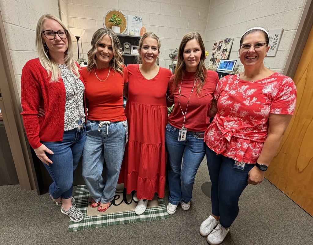 It was absolutely wonderful to see our Manatee Students decked out in RED today! Our hallways were filled with spirit as we came together to Remember Everyone Deployed.  Seeing our community unite to support our military families is what being a Manatee is all about. A huge thank you to every student, teacher, and parent who participated in honoring those serving overseas.