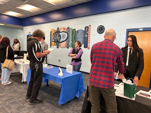 Last week, our IB Juniors presented their Theory of Knowledge Exhibition projects to peers and teachers, demonstrating thoughtful inquiry and meaningful reflection. These presentations gave students the opportunity to explore how knowledge manifests tangibly in objects around them and to examine the material practices and processes that enable us to make knowledge claims.  Students also considered the real-world consequences of applying knowledge and reflected on how knowing involves more than just intellect. Through their projects, they showed that knowledge is connected to the objects, materials, concepts, and ideas that shape our world. We are proud of the depth of thinking, confidence, and creativity our students displayed during this impressive showcase.  #PanthersRISE 