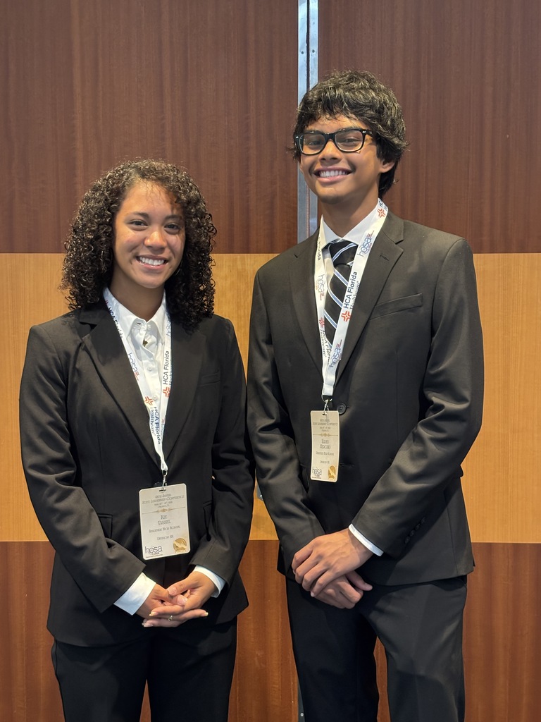 Kaden, Kie, and Antonio proudly represented Ridgeview at the HOSA State Conference recently! Kaden and Kie advanced to Round 2 in their competitive event, CPR/First Aid, and Antonio served on the Courtesy Corps. Antonio also had the exciting opportunity to meet the writer and developer of our CNA curriculum—someone well-known in the health science community. We were able to thank her for her support, as she has played a significant role in our students’ success on the CNA exam!